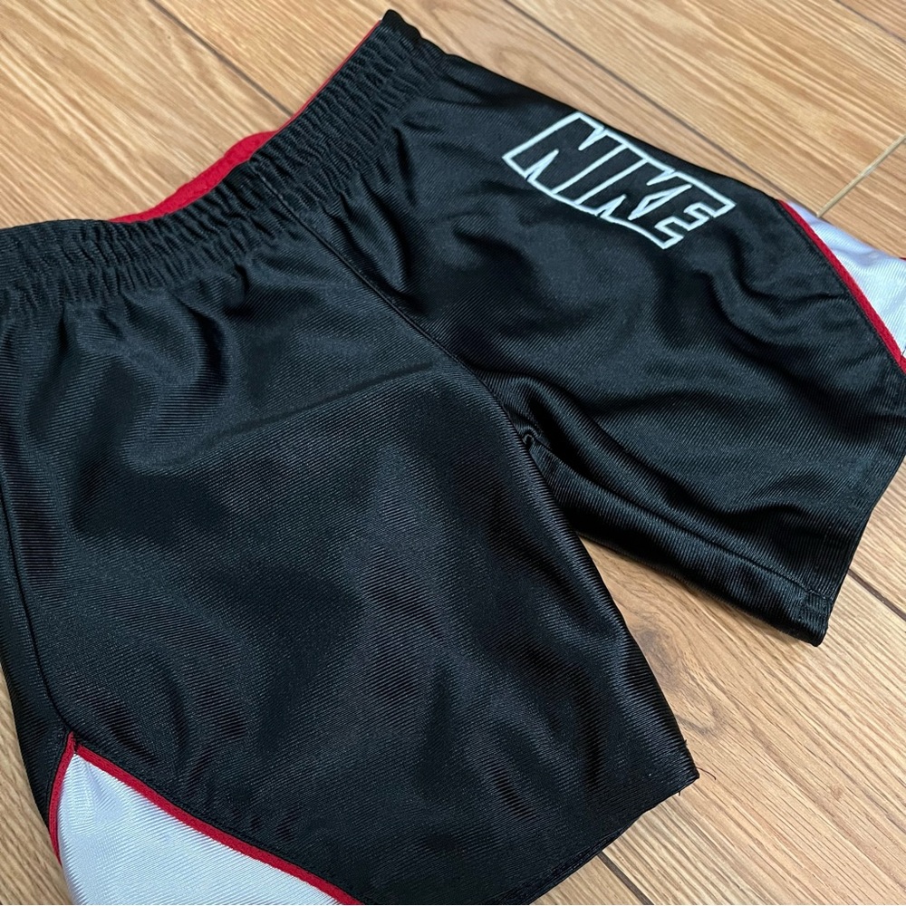 Kids | Toddler Nike Reversible Basketball Shorts - Y2K Classic | Sz: 2T - Picture 6 of 7